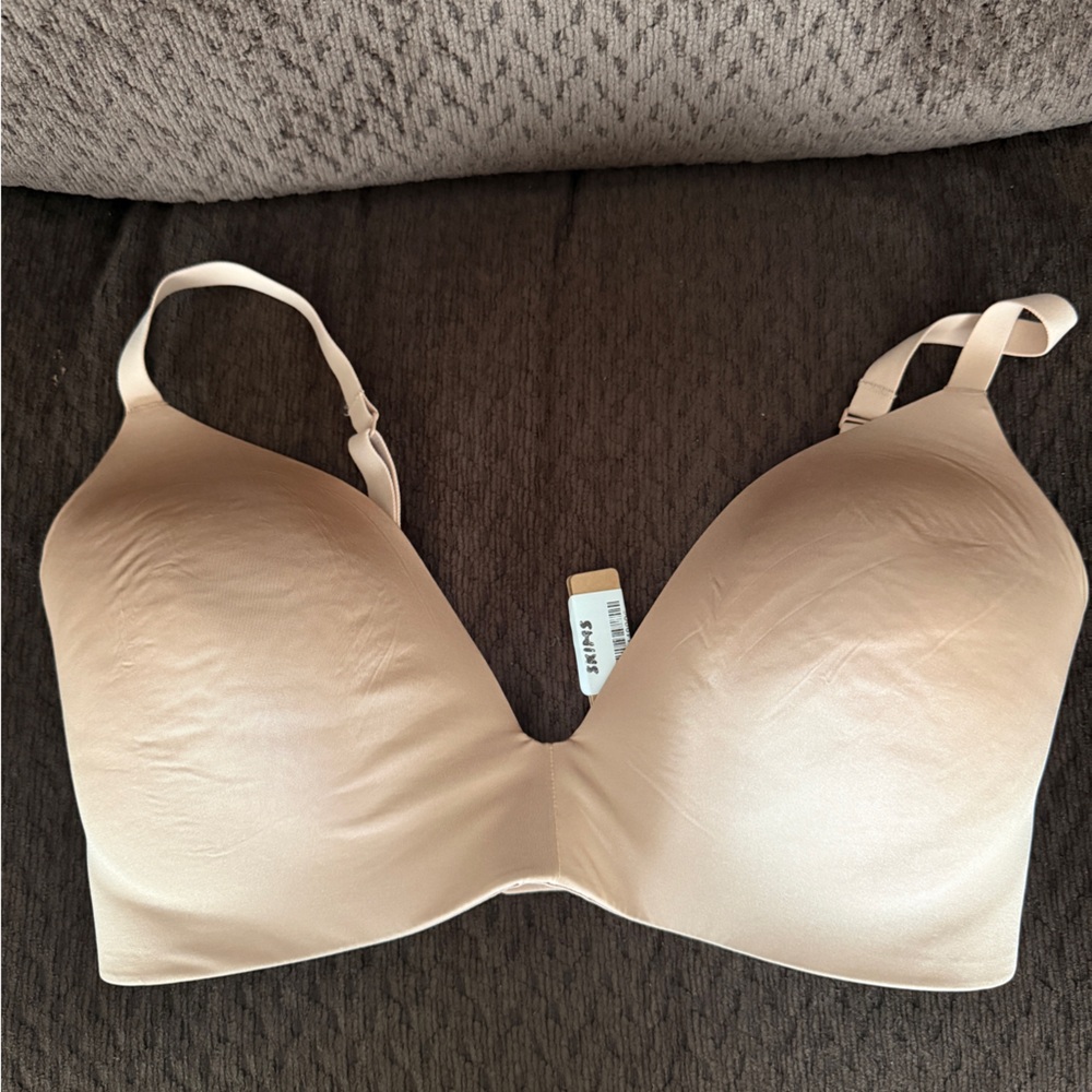 SKIMS Wireless FoamT-Shirt Bra